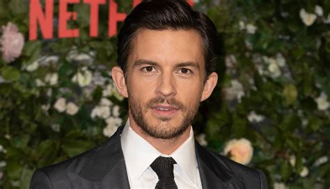 jonathan bailey gay or bisexual